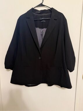 Studio by Torrid Black Ruched Sleeve One-Button Blazer Size 3